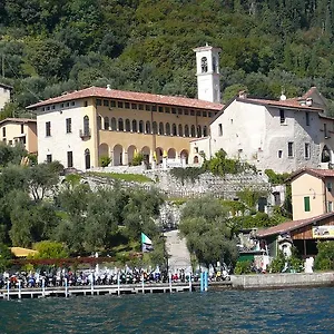 Castello Oldofredi Hotel apartamentowy Monte Isola