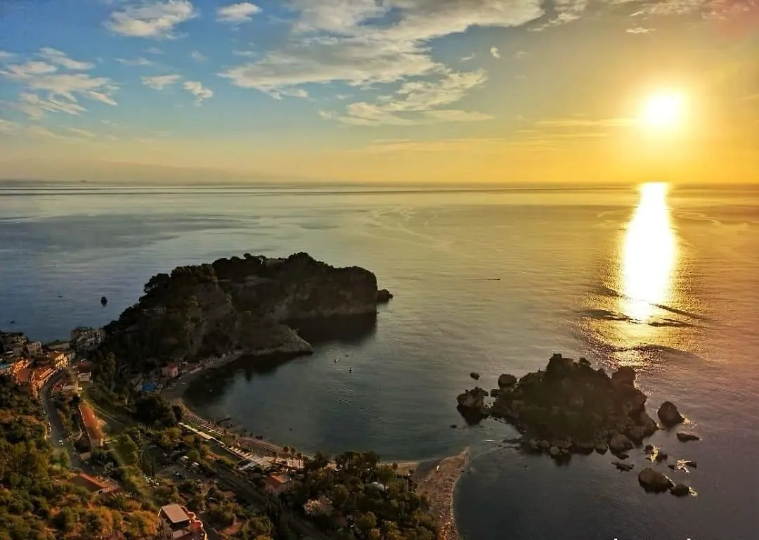 Humboldt Luxury Rooms Taormina Guest house